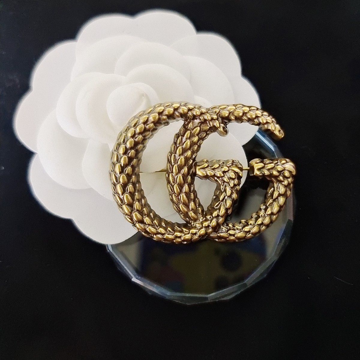Textured GG Brooch