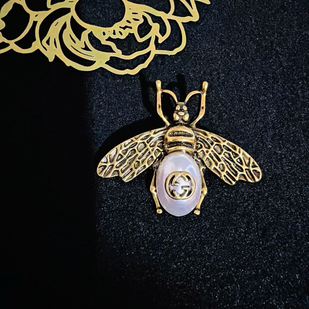 Bee Pearl Brooch
