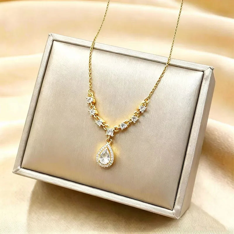Dewdrop Necklace